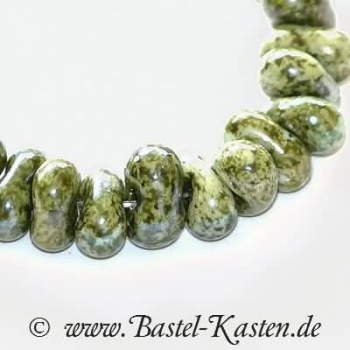 Farfalle-Beads 6,5 mm grün marmor (ca. 18 g)