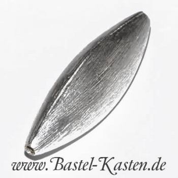 Olive dreieck spitz zulaufend  versilbert gebürstet ca. 40 x 12mm (1 Stück)