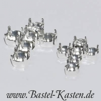 Preview: Anhänger Kreuz mit Kesseln für Swarovski Chaton 1028 8mm versilbert (1 Stück)