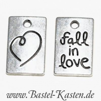 Metallanhänger - fall in love - doppelseitig 15 x 10 mm  (1 Stück)