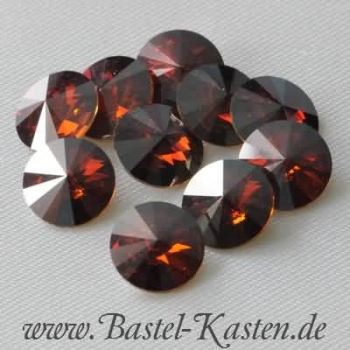 Preview: Swarovski 1122 Rivoli 12mm crystal red magma (1 Stück)