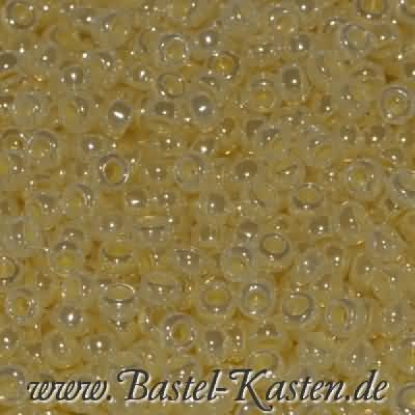 MR15-0527  Miyuki Rocailles  15/0 eggshell ceylon (10 Gramm)